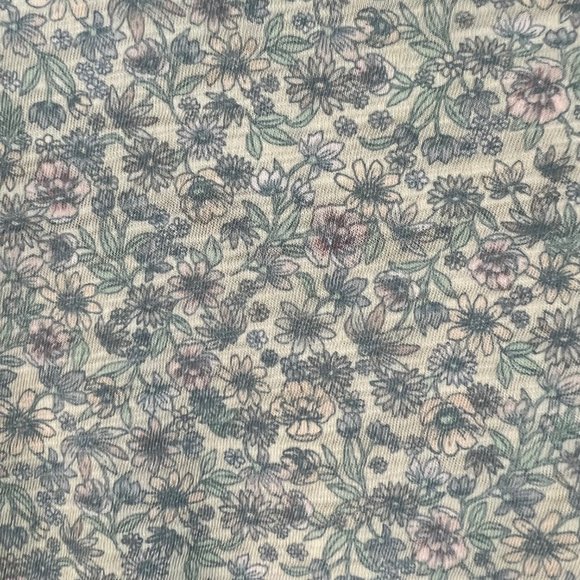 NWT Old Navy Everywear Floral T-Shirt - Size XS - Picture 4 of 8